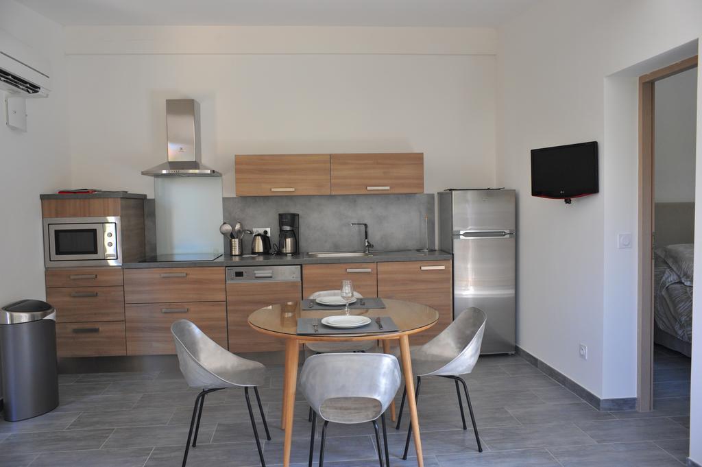 Villa Valflor Chambres D'Hotes Et Appartements มาร์กเซย ภายนอก รูปภาพ