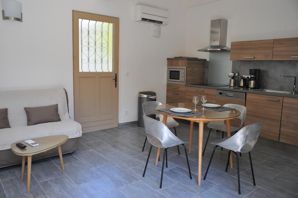 Villa Valflor Chambres D'Hotes Et Appartements มาร์กเซย ภายนอก รูปภาพ