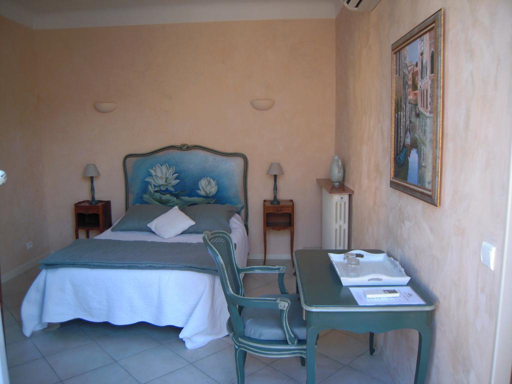 Villa Valflor Chambres D'Hotes Et Appartements มาร์กเซย ภายนอก รูปภาพ